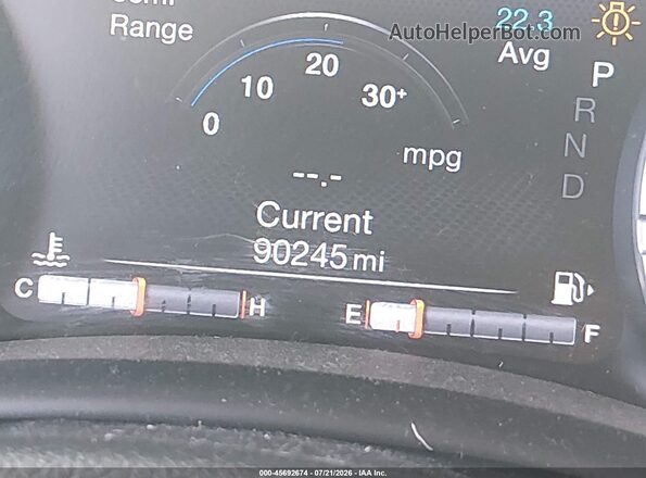 ZACCJBDBXJPG99456 2018 JEEP RENEGADE Silver 