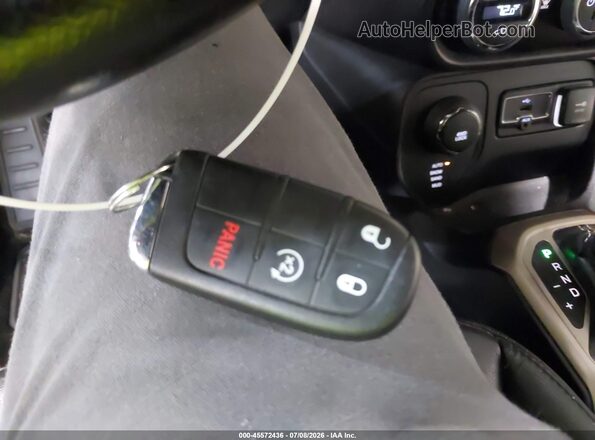 ZACCJBDT0GPC80999 2016 JEEP RENEGADE Silver Widok deski rozdzielczej