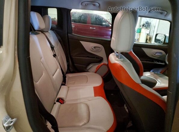 ZACCJBDT1GPC61362 2016 JEEP RENEGADE Tan Вид задньої частини салону
