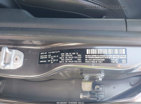 ZACCJBDTXGPD05861 2016 JEEP RENEGADE Gray Widok komory silnika