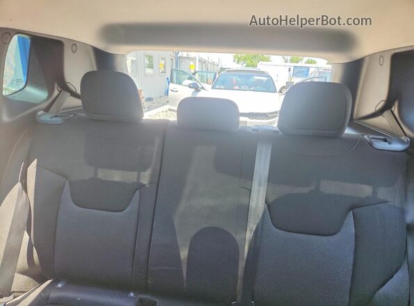 ZACNJAAB0LPL14218 2020 JEEP RENEGADE Черный Вид задних сидений