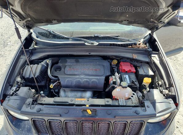 ZACNJABB0KPJ74071 2019 JEEP RENEGADE Gray Вид задньої частини салону
