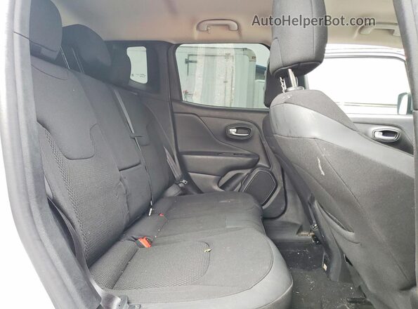 ZACNJABB5LPL48766 2020 JEEP RENEGADE Серебряный Вид задней части салона