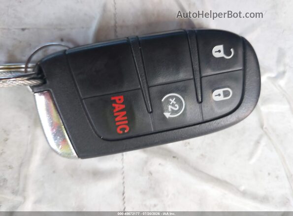 ZACNJABB6LPL86040 2020 JEEP RENEGADE Синий Вид панели приборов