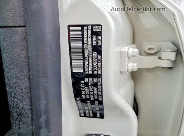 ZACNJABB7KPK88424 2019 JEEP RENEGADE White Vista del compartimento del motor