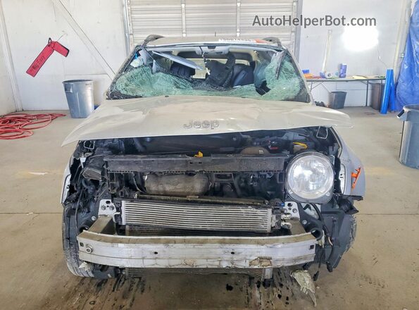 ZACNJABB8KPJ75050 2019 JEEP RENEGADE Silver Vista frontal