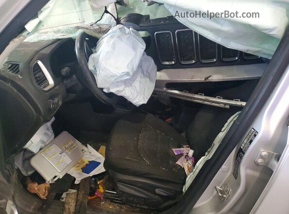 ZACNJABB8KPJ75050 2019 JEEP RENEGADE Silver Vista interior delantera