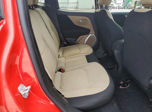 ZACNJBAB1KPJ74829 2019 JEEP RENEGADE Red უკანა სალონის ხედი