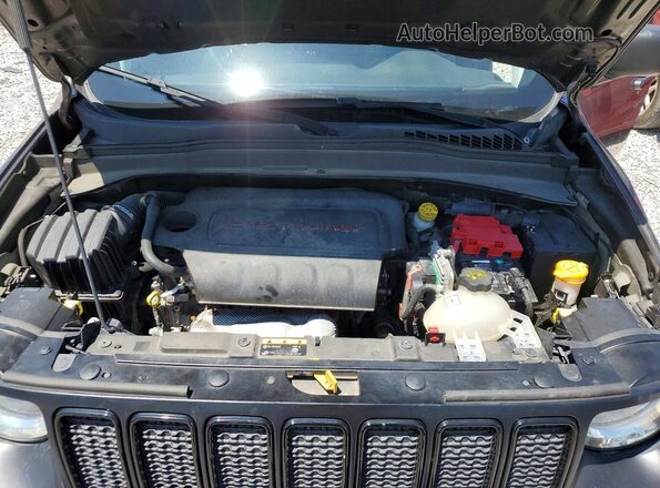 ZACNJBAB1KPK55247 2019 JEEP RENEGADE Charcoal Vista del compartimento del motor