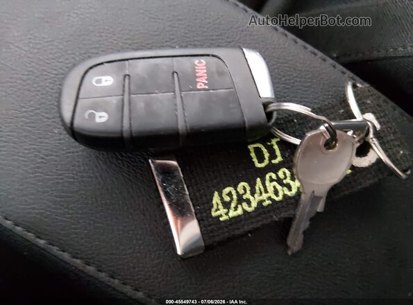ZACNJBAB8KPJ84466 2019 JEEP RENEGADE White Widok deski rozdzielczej