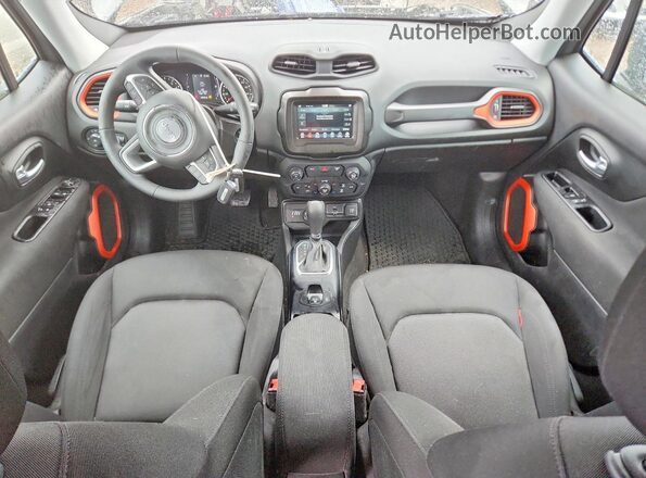 ZACNJBAB9KPK93809 2019 JEEP RENEGADE Gray Widok deski rozdzielczej