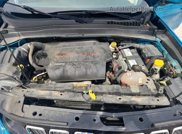 ZACNJBBB5KPK39079 2019 JEEP RENEGADE Turquoise Вид задньої частини салону