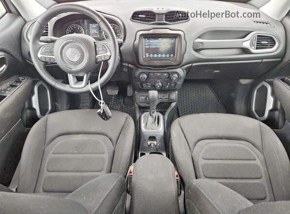 ZACNJBBB6KPK48258 2019 JEEP RENEGADE Silver Widok deski rozdzielczej