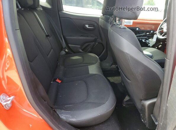 ZACNJBBB8KPJ84045 2019 JEEP RENEGADE Two Tone Вид задньої частини салону