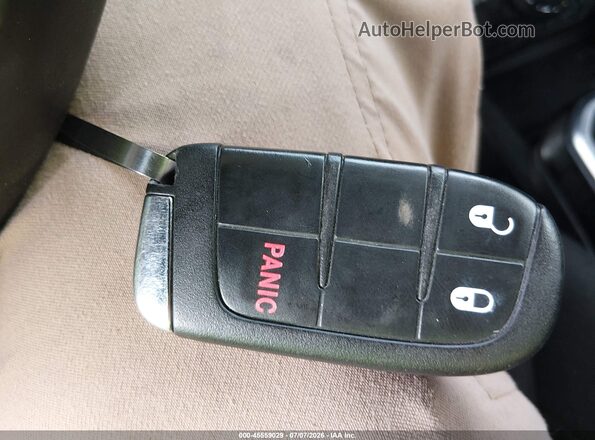 ZACNJBBB9KPK50554 2019 JEEP RENEGADE Gray Vista del salpicadero