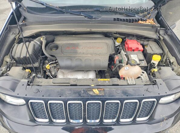 ZACNJBBB9LPL87561 2020 JEEP RENEGADE Черный Вид подкапотного пространства