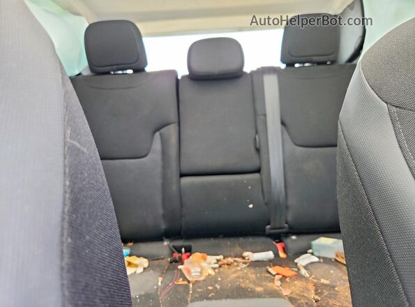 ZACNJBC12KPK32256 2019 JEEP RENEGADE White Widok tylnych siedzeń