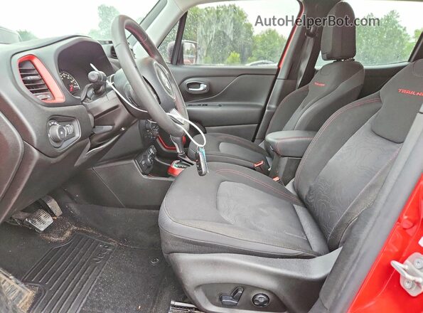 ZACNJBC16LPL09213 2020 JEEP RENEGADE Red Front interior view