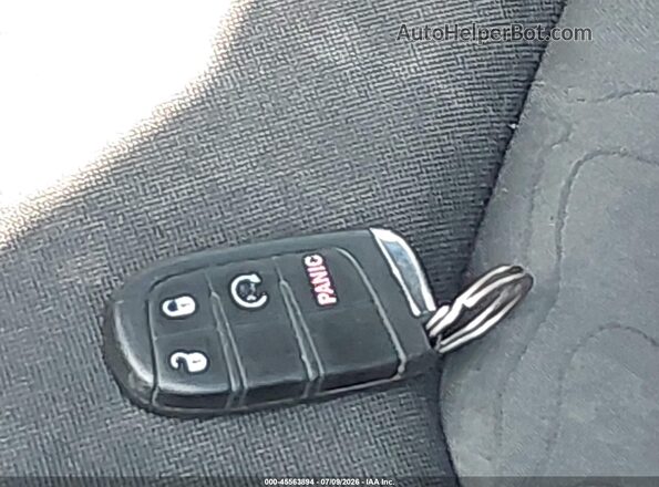 ZACNJBC1XKPK13731 2019 JEEP RENEGADE Черный Вид панели приборов