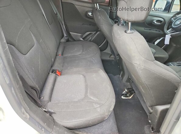 ZACNJCAB4MPM29756 2021 JEEP RENEGADE White Widok tylnych siedzeń