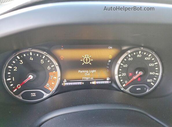 ZACNJCB10MPM24026 2021 JEEP RENEGADE Gray ხელსაწყოთა პანელის ხედი