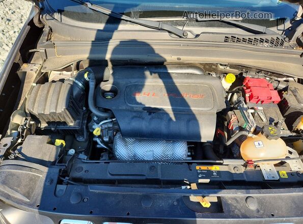 ZACNJCBB3MPM80647 2021 JEEP RENEGADE Charcoal Vista interior trasera