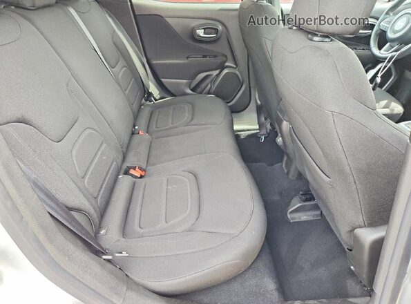 ZACNJCBB4MPN31198 2021 JEEP RENEGADE Gray Widok tylnych siedzeń