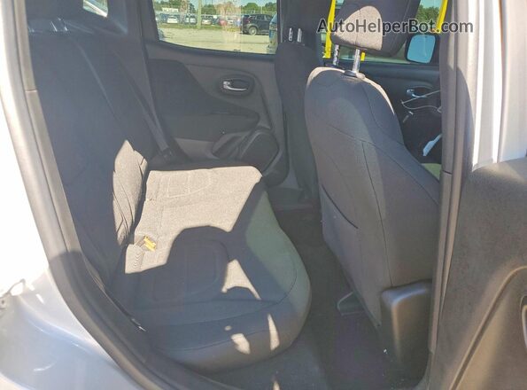 ZACNJCBB4MPN36420 2021 JEEP RENEGADE Silver Սալոնի հետևի տեսք