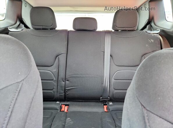 ZACNJCBB5MPN28116 2021 JEEP RENEGADE Black Widok tylnych siedzeń