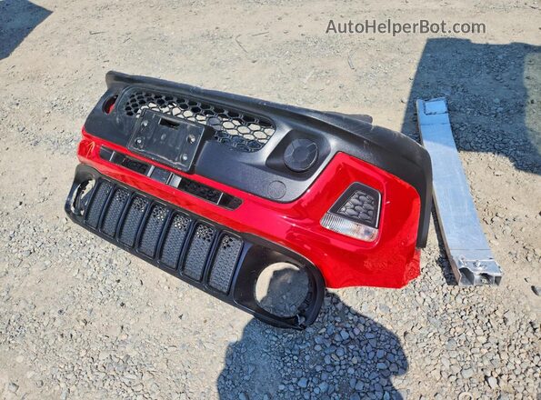 ZACNJDAB4MPN13842 2021 JEEP RENEGADE Red Engine compartment view