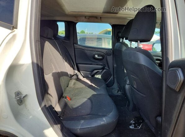 ZACNJDB12PPP44622 2023 JEEP RENEGADE White Widok wnętrza z tyłu