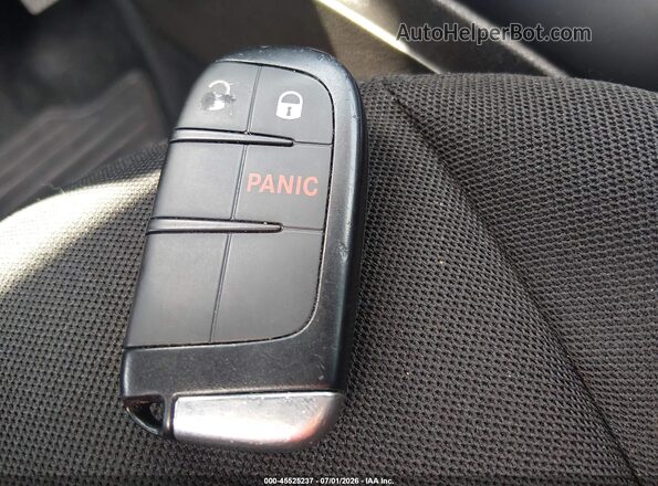 ZACNJDB12PPP70539 2023 JEEP RENEGADE Black Вид панелі приладів