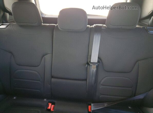ZACNJDB13NPN51893 2022 JEEP RENEGADE Черный Вид задних сидений