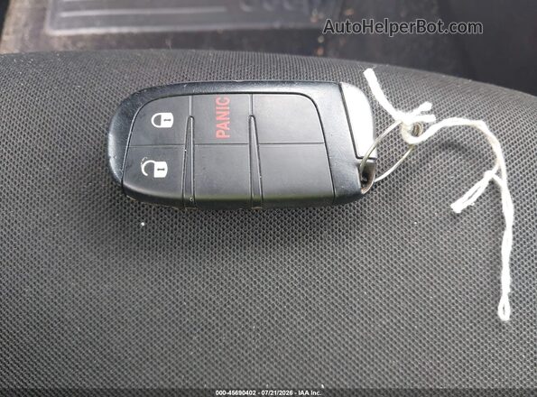 ZACNJDB14PPP61969 2023 JEEP RENEGADE White Vista del salpicadero