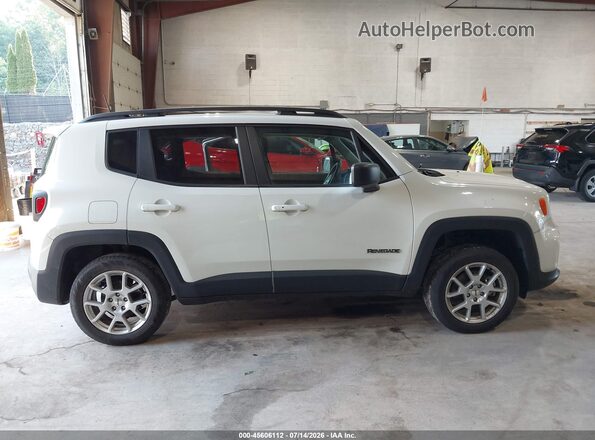 ZACNJDB15NPN57520 2022 JEEP RENEGADE White Vista interior trasera