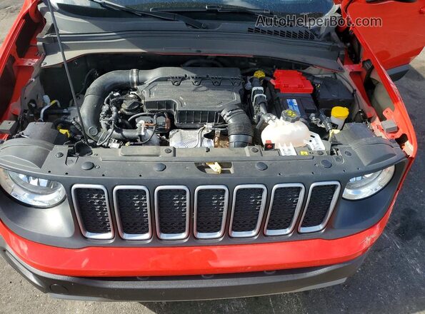 ZACNJDB17PPP68088 2023 JEEP RENEGADE Red Vista del compartimento del motor