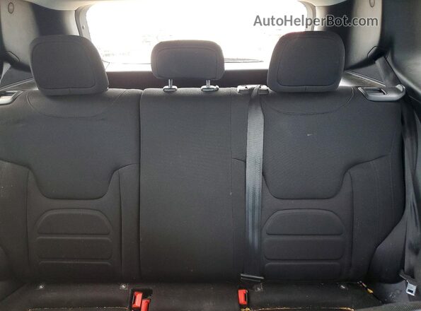 ZACNJDB18NPN68513 2022 JEEP RENEGADE Teal Vista de los asientos traseros