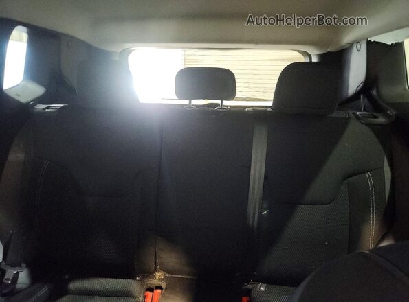 ZACNJDB18PPP31972 2023 JEEP RENEGADE White Vista de los asientos traseros