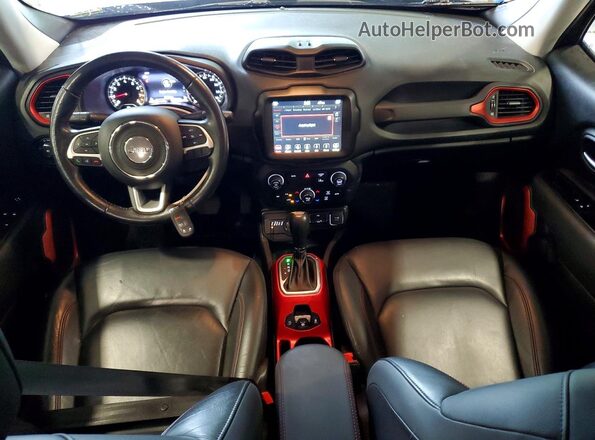 ZACNJDC13MPN30569 2021 JEEP RENEGADE Серый Вид панели приборов
