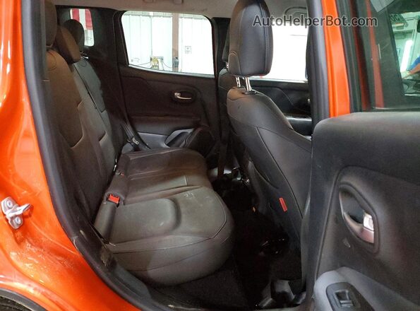 ZACNJDC14MPM12451 2021 JEEP RENEGADE Orange Widok wnętrza z tyłu