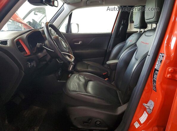 ZACNJDC14MPM12451 2021 JEEP RENEGADE Orange Widok wnętrza z przodu