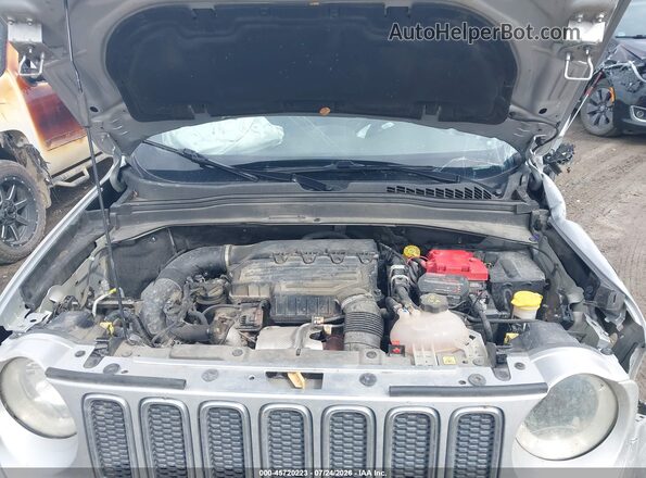 ZACNJDC17MPN36472 2021 JEEP RENEGADE Серебряный Вид сзади