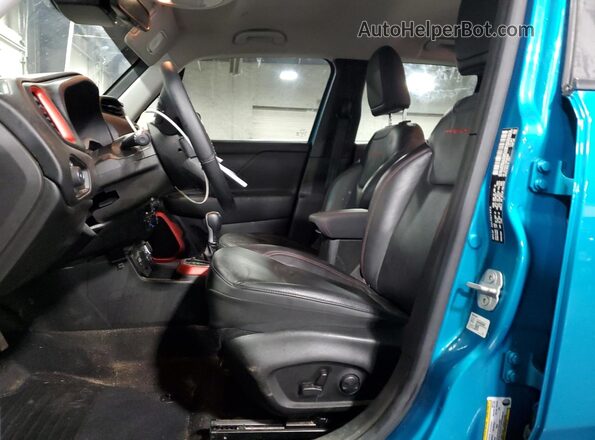 ZACNJDC19NPN80085 2022 JEEP RENEGADE Blue Вид салону спереду