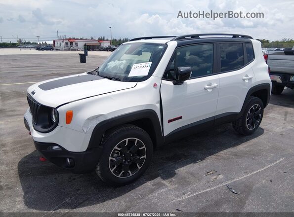 ZACNJDC19PPP19120 2023 JEEP RENEGADE Белый Передняя левая четверть
