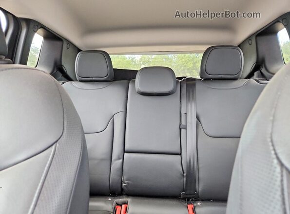 ZACNJDD15MPN32869 2021 JEEP RENEGADE Gray Rear seats view