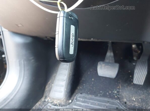 ZACNJDD15PPP37130 2023 JEEP RENEGADE Black Вид панелі приладів