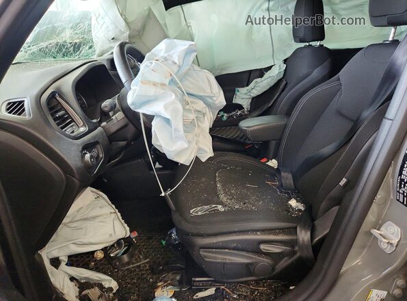 ZACNJDE14NPN58850 2022 JEEP RENEGADE Gray Front interior view