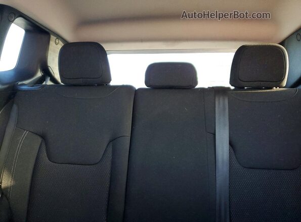 ZACNJDE17PPP22837 2023 JEEP RENEGADE Blue Vista de los asientos traseros
