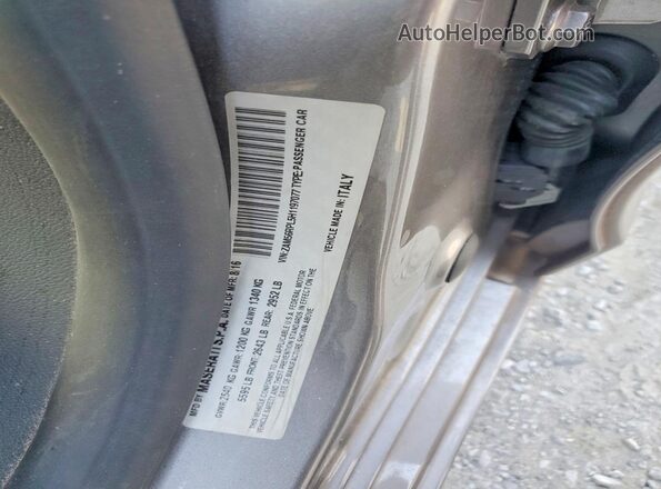 ZAM56RPL5H1197077 2017 MASERATI QUATTROPOR Серый Вид подкапотного пространства