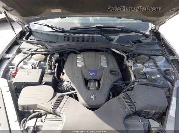 ZAM56RPL7H1211643 2017 MASERATI QUATTROPOR Серебряный Вид сзади